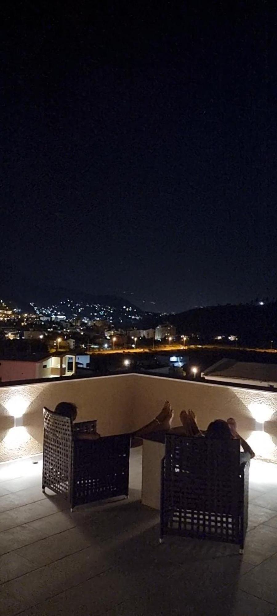 Deluxe Apartmani Vila Pejovic 苏托莫雷 外观 照片
