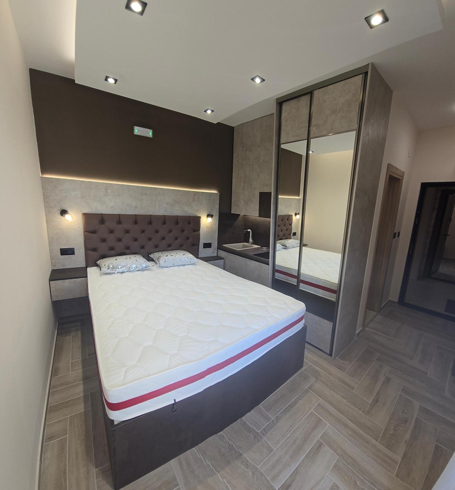 Deluxe Apartmani Vila Pejovic 苏托莫雷 外观 照片